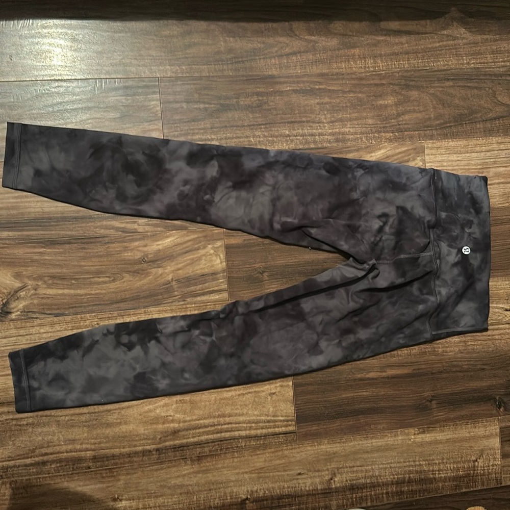 Lululemon align leggings 25” size 4 diamond dye graphite grey  (EUC)